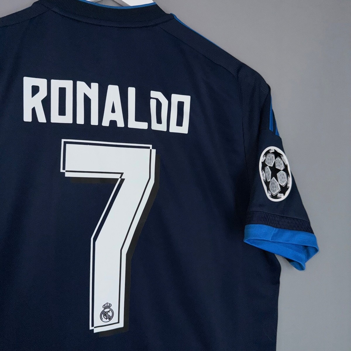 REAL MADRID 2015 2016 THIRD FOOTBAL SHIRT SOCCER JERSEY
