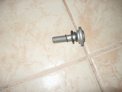 NUEVO Genuino BMW Axisle Bolt 31206866022 - Imagen 4 de 5