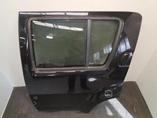 Porte arrière et accessoires Nissan PATHFINDER