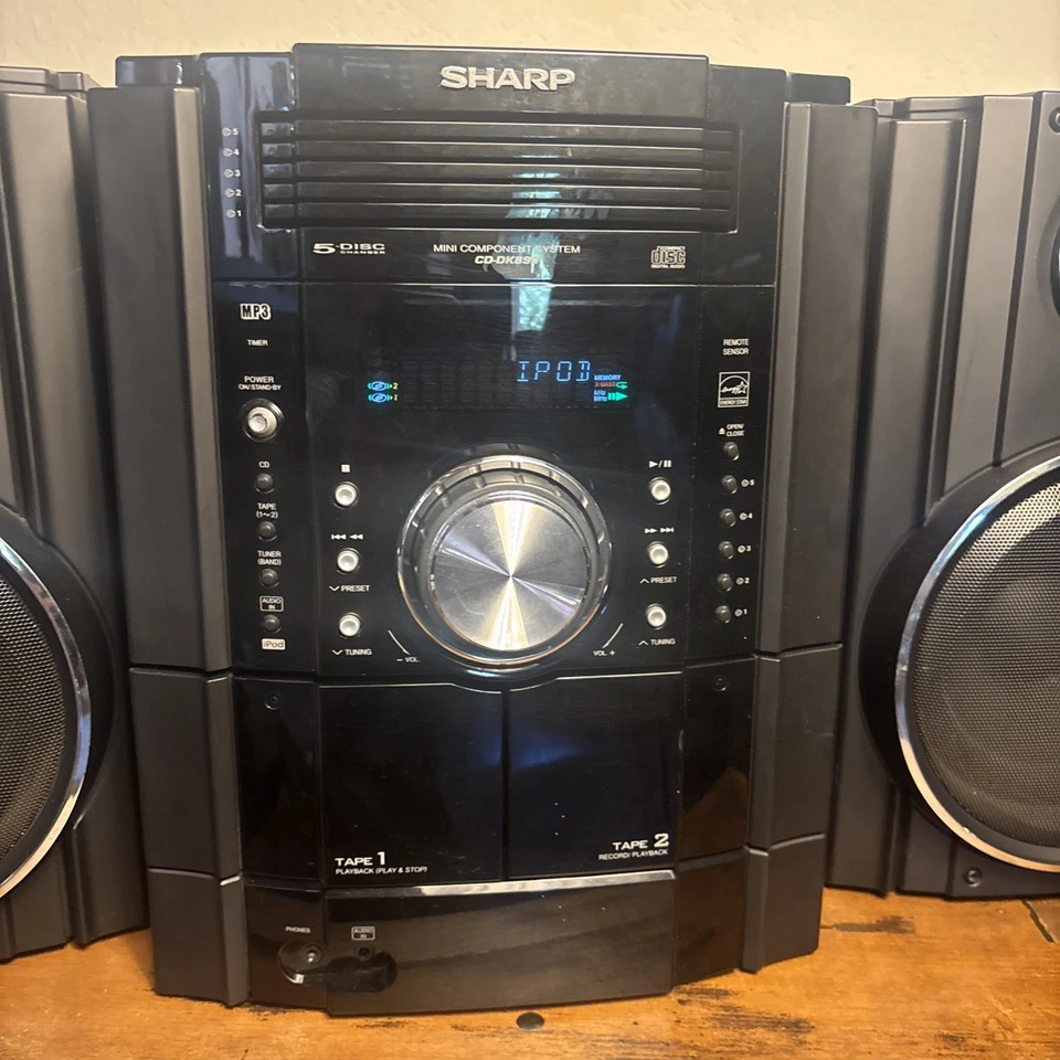 Sharp CD-DK 890 AM/FM Tuner, Dual Cassette Deck And 5 Disc Changer Tested - Image 3 of 4