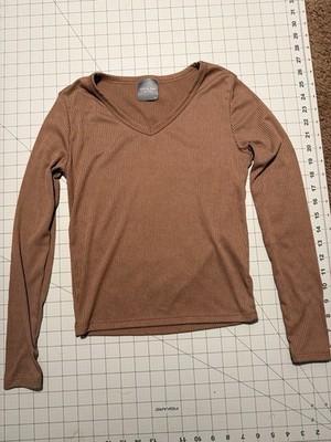 Olivia Rae New York Women s Rust Long Sleeve Crew Neck Top  XS