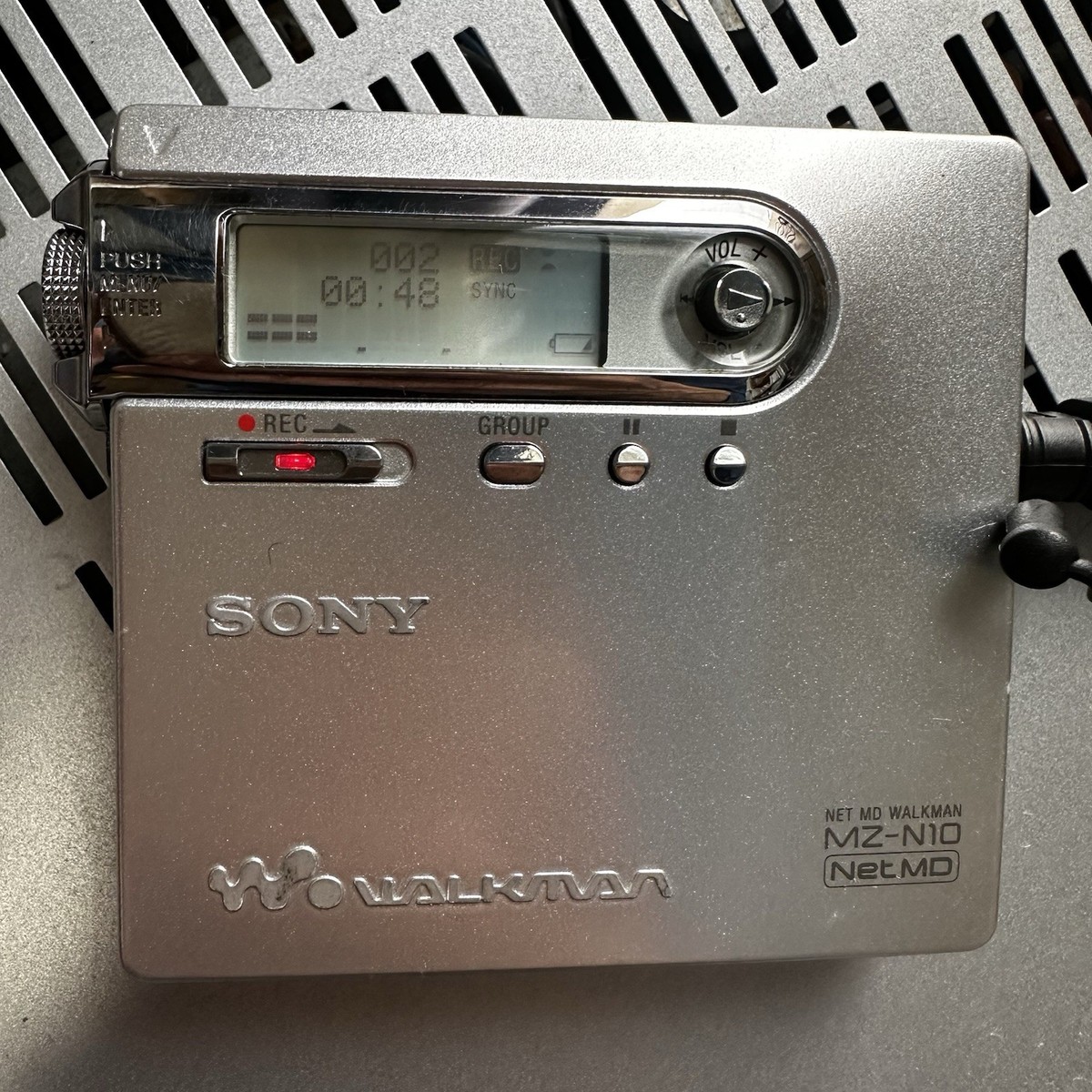 SONY MZ-N10 NET MD WALKMAN Silver Tested Working Main unit only | eBay