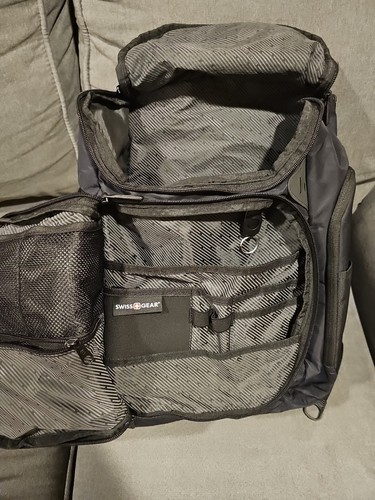 Swiss Gear 2936 USB ScanSmart Laptop Backpack - Black - Excellent Condition - Afbeelding 3 van 9