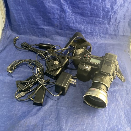 Minolta DiMAGE 7Hi 5.0 MP Digital Camera w/7x Zoom, Untested