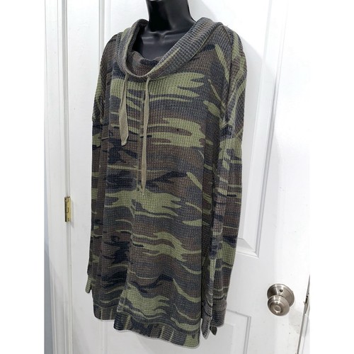 White Crow From The Buckle Green Camo Waffle Pullover size XL - Picture 4 of 8