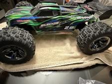 Traxxas Sledge 6s and includes 12 accessories...