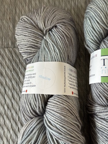 TANIS FIBER ARTS Yarn ~ Color-Shadow ~ 4oz/205yds ~ Green Label Aran Weight - Picture 6 of 7