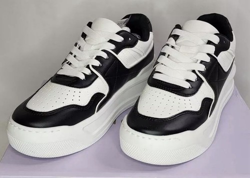Madden Girl Black And White Oley Sneakers Sz.6 - Picture 4 of 5
