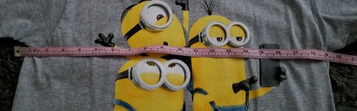 Men's SZ Medium Despicable Me Minions Gray T-Shirt~ - Picture 3 of 4
