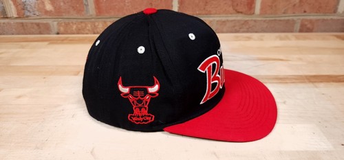 Chicago Bulls Script Snapback Hat Cap Mitchell & Ness Wool Red Black - Picture 2 of 8