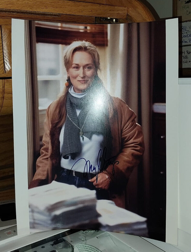 MERYL STREEP Signed HUGE 11 x 14 Photo w/ AUTOGRAPH WORLD COA Rare AUTO - Picture 6 of 7