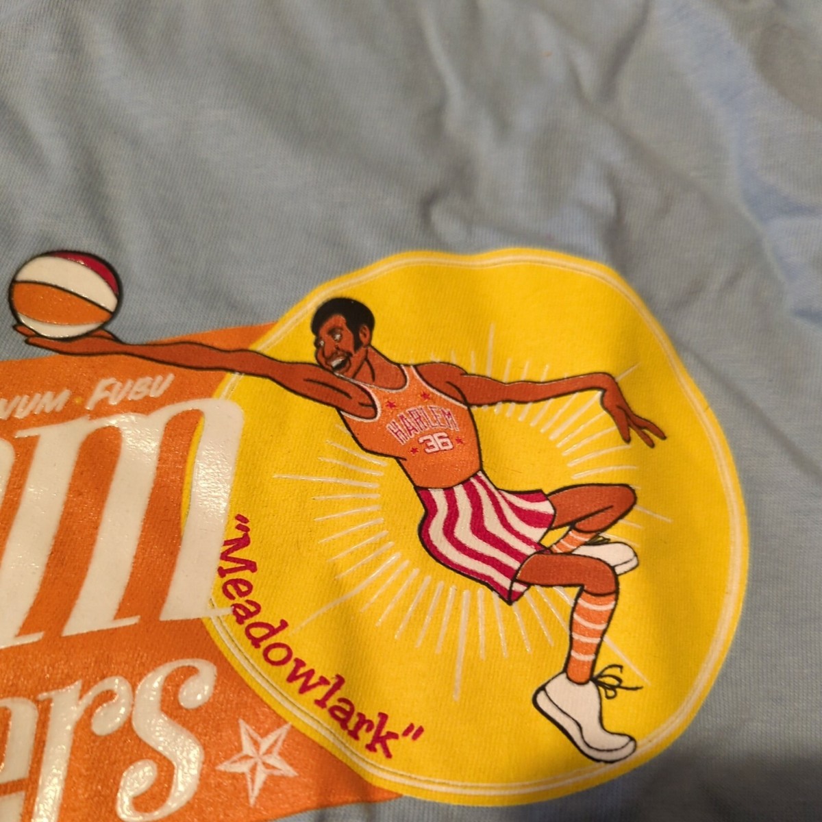FUBU Harlem Globetrotters T Shirt Platinum Size XL Curly