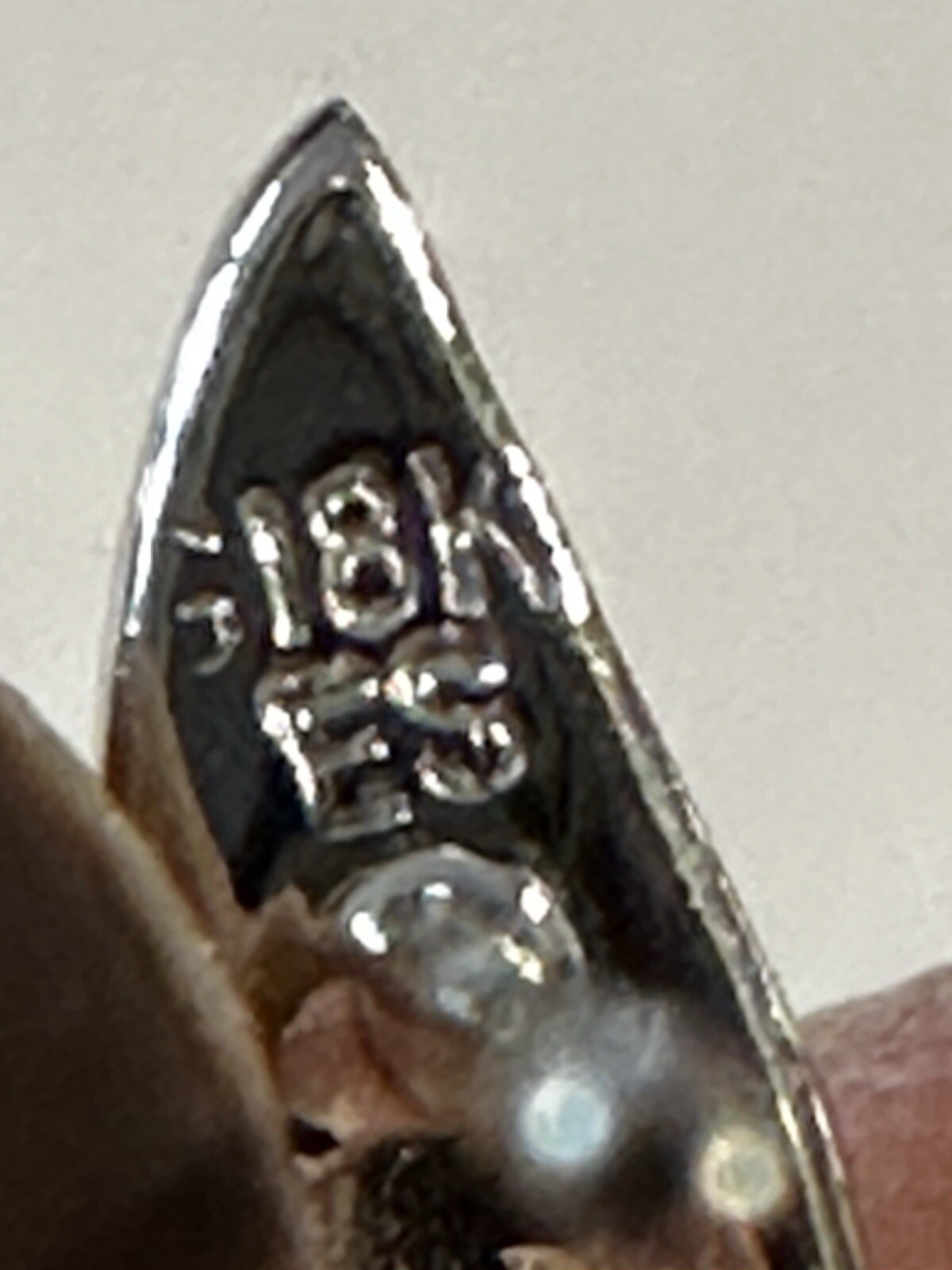 Picture 4 of 5