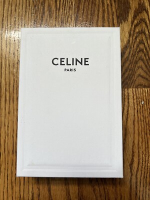 CELINE ZIPPED COMPACT CARD HOLDER ESSENTIAL GRAINED CALFSKIN