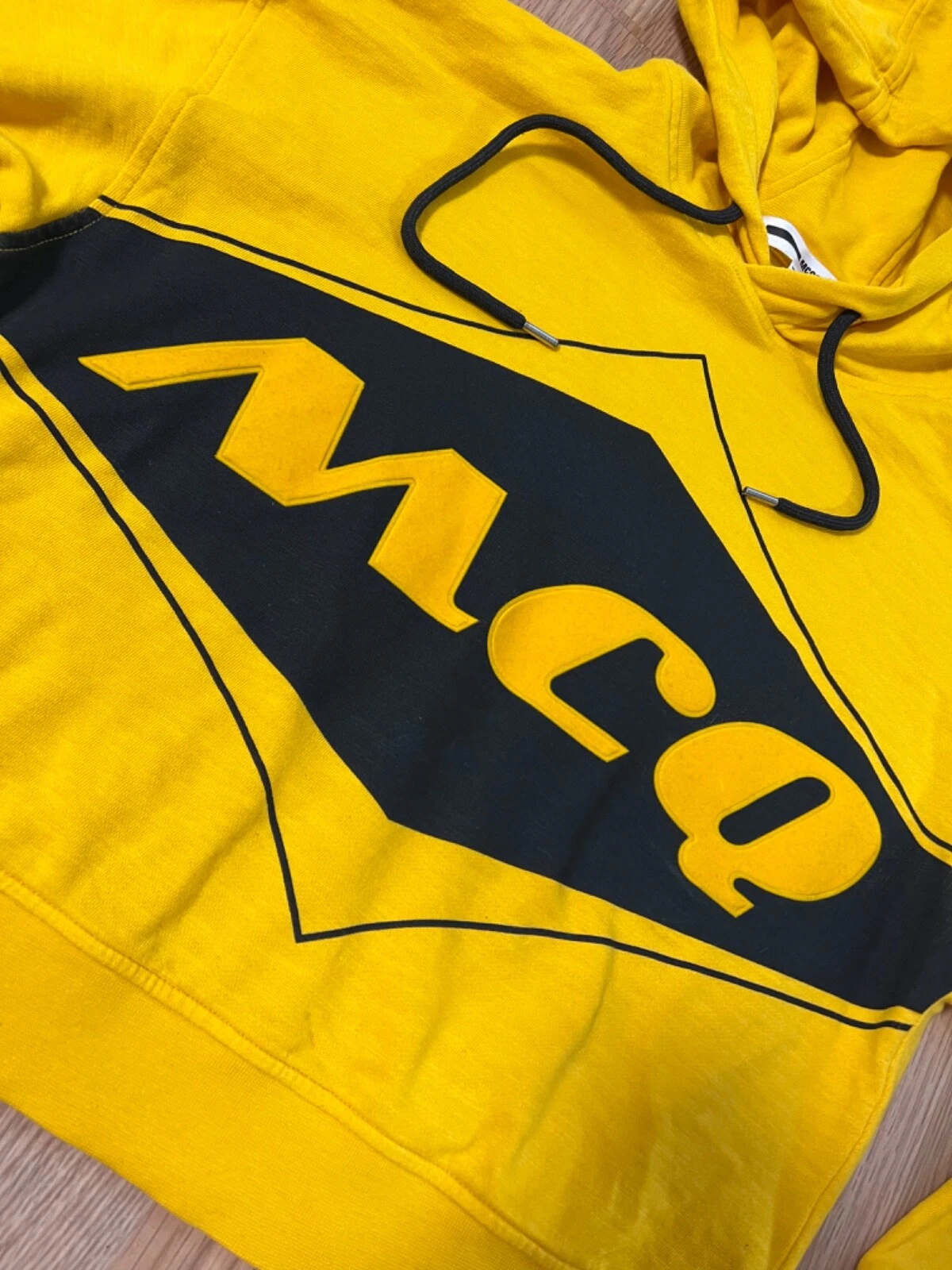 Felpa con cappuccio McQ Alexander McQueen donna flock stampata zafferano maglia cotone XS