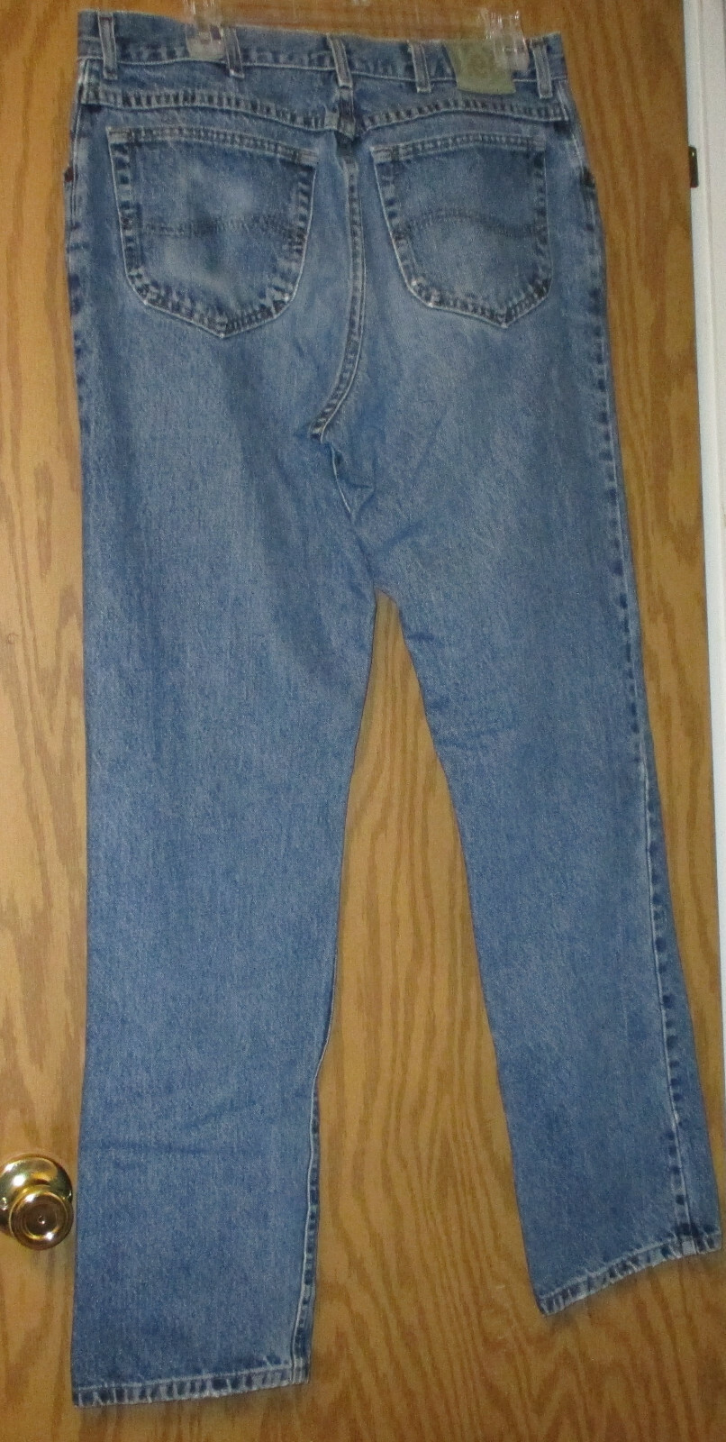 Mens Jeans Cotton Waist 34, 36, 38 Inseams 30, 32 10 Jeans Available