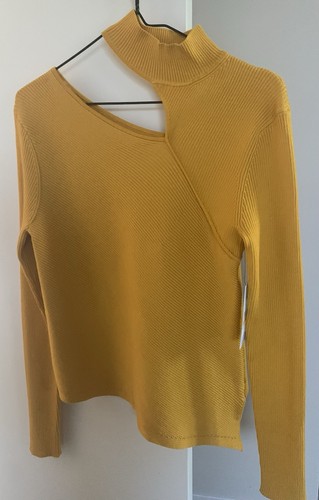 DKNY Cut-Out Ribbed Sweater Size Small - Picture 2 of 5