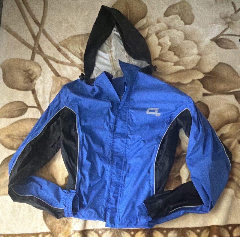 O2 Women's Hooded Full Zip Lightweight Nylon Windbreaker Jacket Blue/Black S