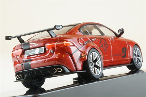 IXO 1/43 Jaguar XE SV Project 8 2017 Red Diecast MOC300 - Picture 2 of 2