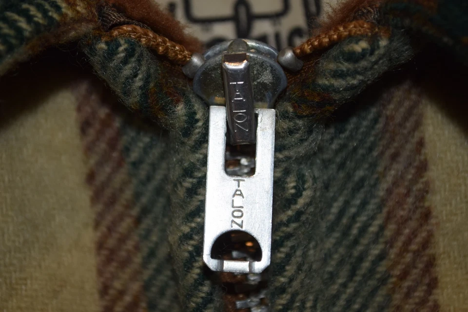 Woolrich vtg Green Plaid Lined Wool Jacket Coat Talon Zipper Men's Large - Image 4 of 4