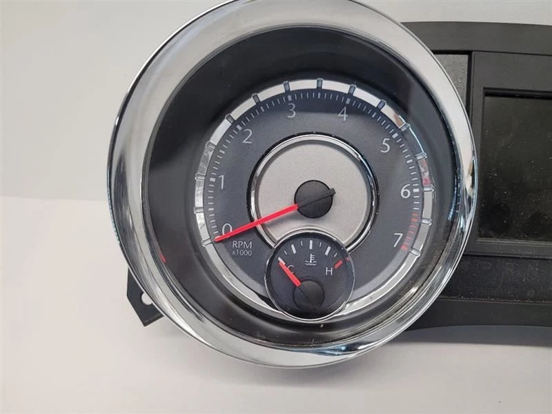 Velocímetro Chrysler Town and Country 2012 12 120 MPH acabado cromado OEM 56054925AA Foto 4 de 4