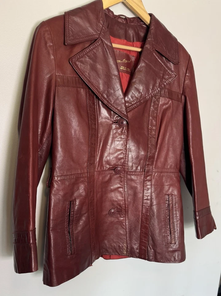 Jaqueta de couro oxblood vintage anos 70 Etienne Aigner clássica centro da academia - Imagem 3 de 4