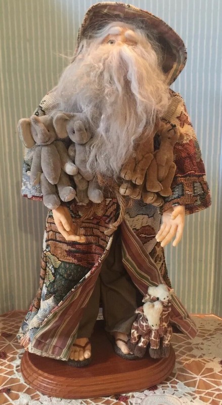 Boyds SANTAS #73350 NOAH and FRIENDS,