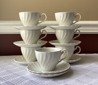 Vintage Johnson Brothers Ironstone Teacups and Saucers, 14-piece, England 