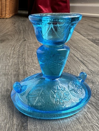 John E. Kemple Glassworks No. 199 Yutec Candlestick. Blue. 4" tall SNOWFLAKE USA - Picture 2 of 15