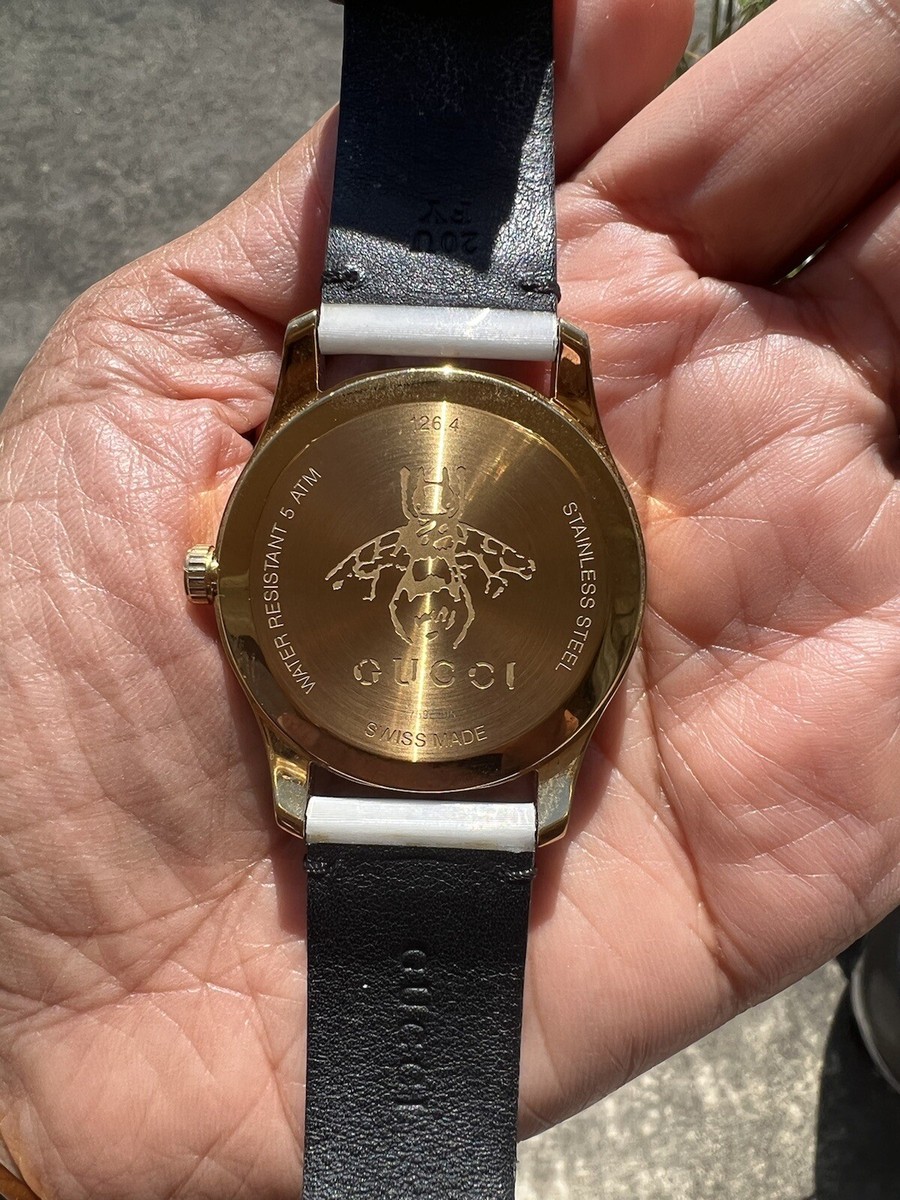 GUCCI G-Timeless Hologram Bee & Butterfly Motif Watch  display picture 3