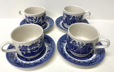 (4) Vintage Churchill Blue Willow Porcelain Teacups w/ Saucers England
