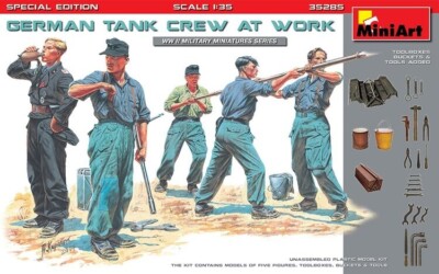 MiniArt 35285 1/35 German Tank Crew at Work. Special Edition