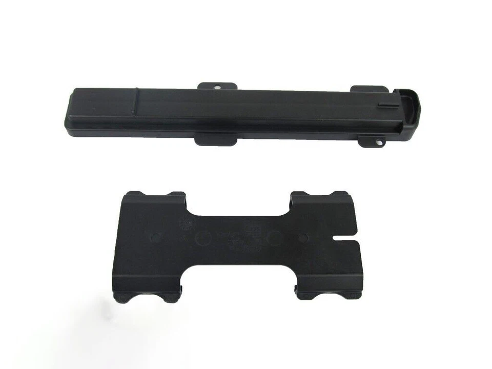 Porta de acesso filtro de ar cabine Dodge Caravan Town & Country 2001-2008 fabricante de equipamento original MOPAR - Imagem 3 de 4