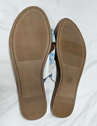 Universal Thread Women's Blue Tie-Dye Slip On Sandals Size 7.5 NWT - Picture 4 of 6