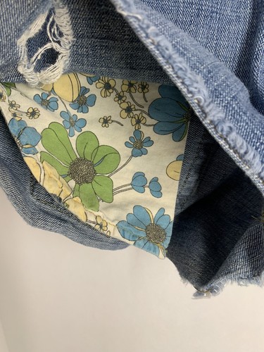 Girls/ Juniors L.E.I.Stressed Shorts- Size 7 - Picture 9 of 19