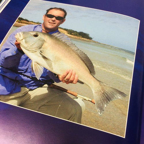 ET's Guide's Guide to Fishing by Andrew Ettingshausen Hardcover 2008 Best Guides - Picture 10 of 11