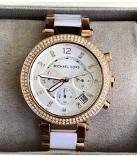 (ON SALE) New in box Michael Kors Parker Mk5774 Watch