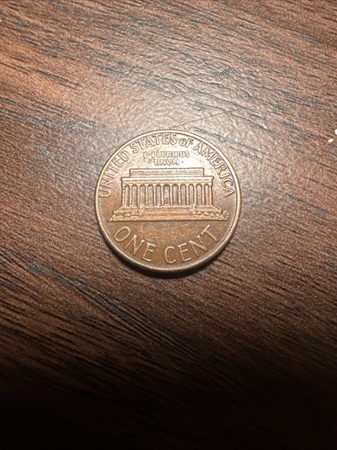 1975-D Lincoln Penny Copper Color - Picture 3 of 4