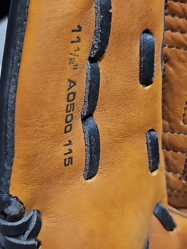 Wilson A500 A0502 115 11 1/2” 11.5" RHT Baseball Glove Right Hand Throw GUC - Picture 9 of 10