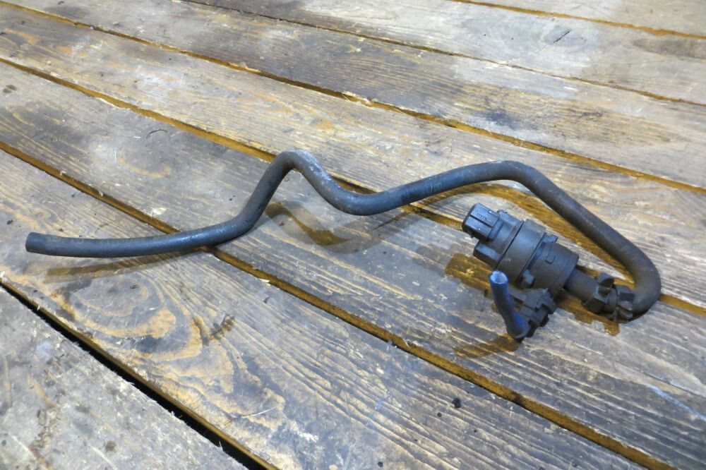 Magnetventil Tankentlüftung 1433602 BMW 316i E36 | eBay