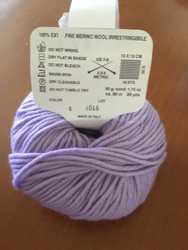 Karabella AURORA 8 Worsted Weight 100% Merino Wool Yarn - Picture 5 of 29