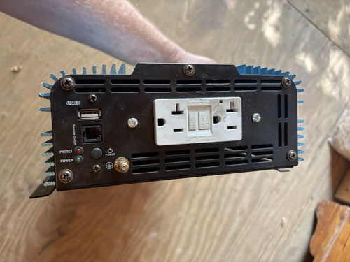 AIMS 2000 Watt Pure Sine Wave Inverter - Picture 4 of 4
