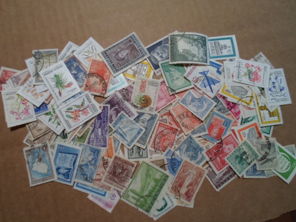 Collection lot 140 different larger stamps of Argentina