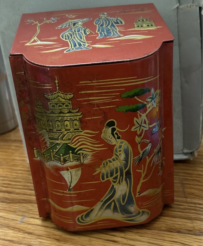 Baret Ware Tin Chinoserie Red Hinged Lidded Slanted Lid Tea Caddy VTG England