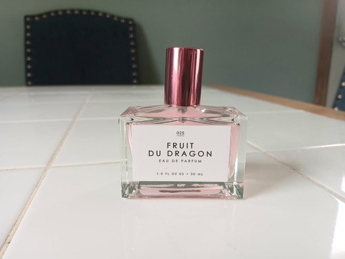 Tru Fragrance Beauty No. 25 Fruit Du Dragon Parfum/ Perfume Le Monde Gourmand - Picture 2 of 7