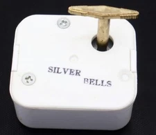 Vintage Sankyo 3S Wind Up Music Box Movement SILVER BELLS Japan NOS