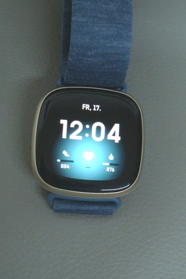 Fitbit Versa 3, Foto 2 von 5