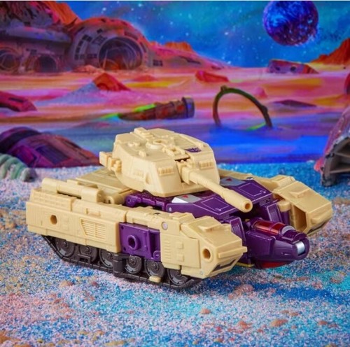 Transformers Blitzwing Decepticon Hasbro Legacy Evolution Action Figure Toys NEW - Picture 3 of 8