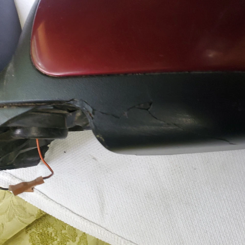 Espejo retrovisor lateral pasajero 15179835 GM 2000-2002 Chevrolet Tahoe Cadillac GMC  Foto 4 de 4