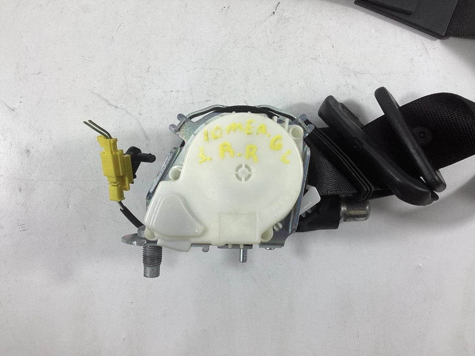 Mercedes-Benz GL550 2008-2012 retractor de cinturón de seguridad trasero derecho tercera fila OEM. Foto 3 de 4